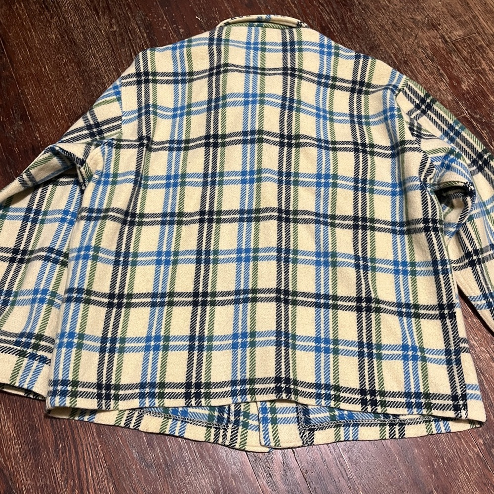 Vintage Pendleton Wool Plaid Shirt in Blue and Cream - Picture 4 of 9